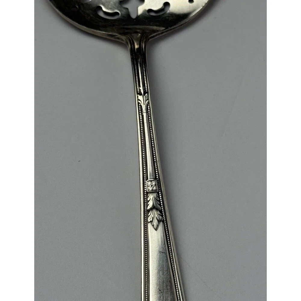 Wm Rogers & Son AA Mayfair Serving Silverplate Art Deco Pierced Tomato Flat 1923